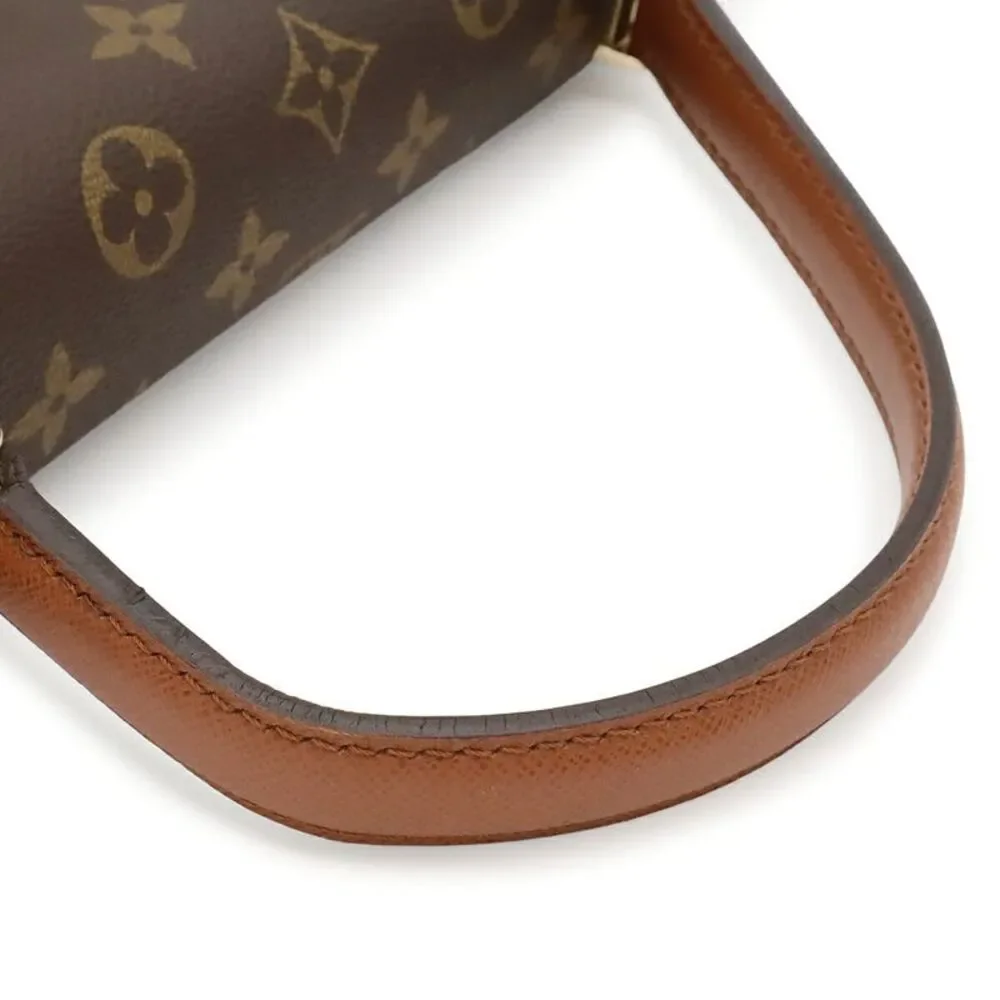Louis Vuitton delivery duty